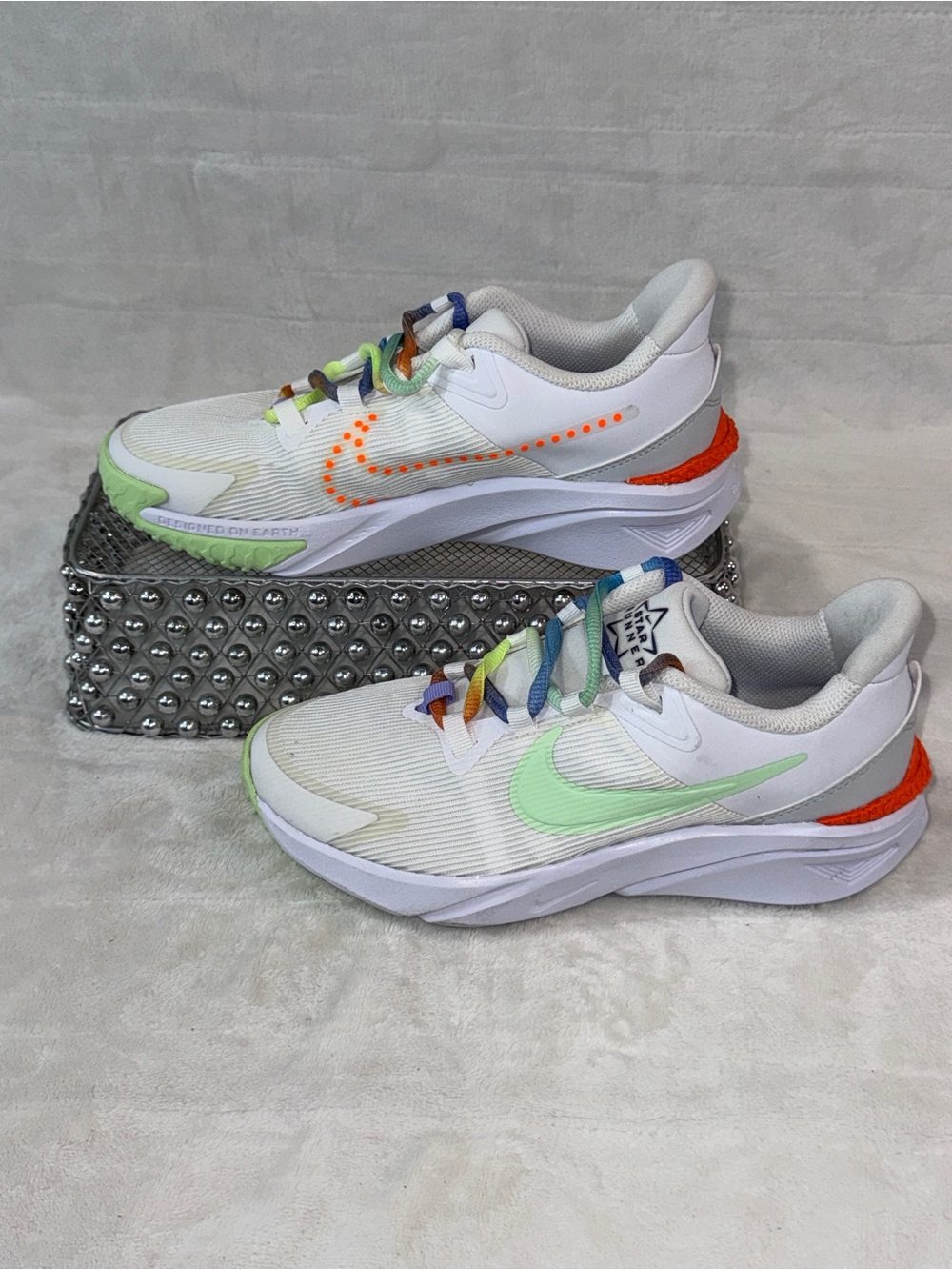 Nike Star Runner 4 NN SE Youth 4Y/Women 5.5 White Vapor Green FN4979-100